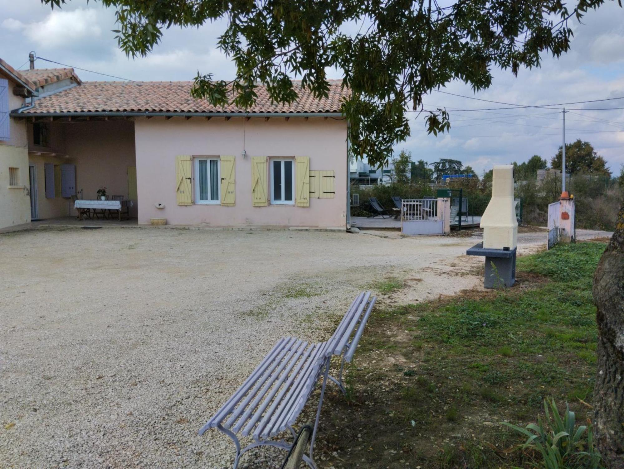 La Maison De L'ormeau Hébergement de vacances *